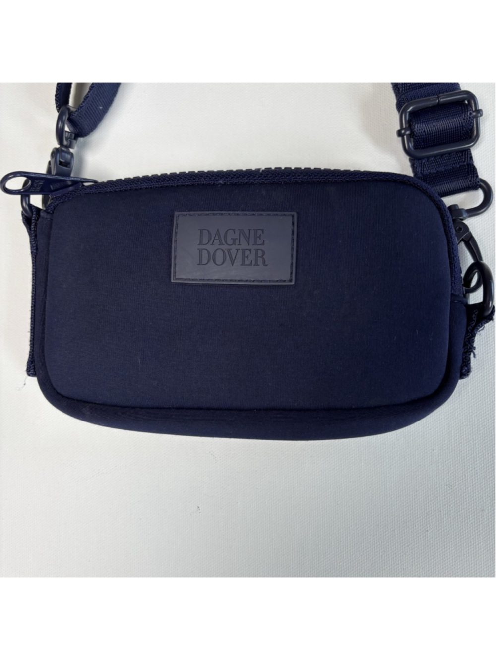 Dagne Dover Mara Phone Sling N y Blue Neoprene Crossbody Bag Small Travel - Picture 4 of 8